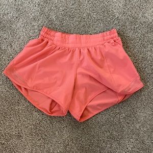 Lululemon 4” Raspberry Cream Low Rise Hottie Hots